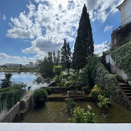 Дом отдыха Casa Turquesa Pet-friendly, Riverfront *