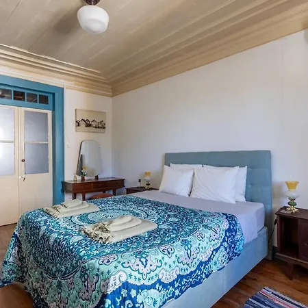 Casa Turquesa Pet-friendly, Riverfront Constância