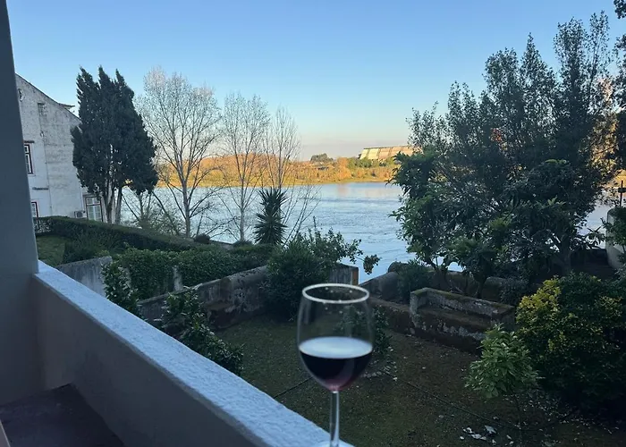 Casa Turquesa Pet-friendly, Riverfront * 康斯坦西亚